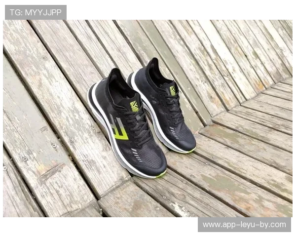 _未来运动穿戴：科技点亮运动新生活_，未来运动鞋图片