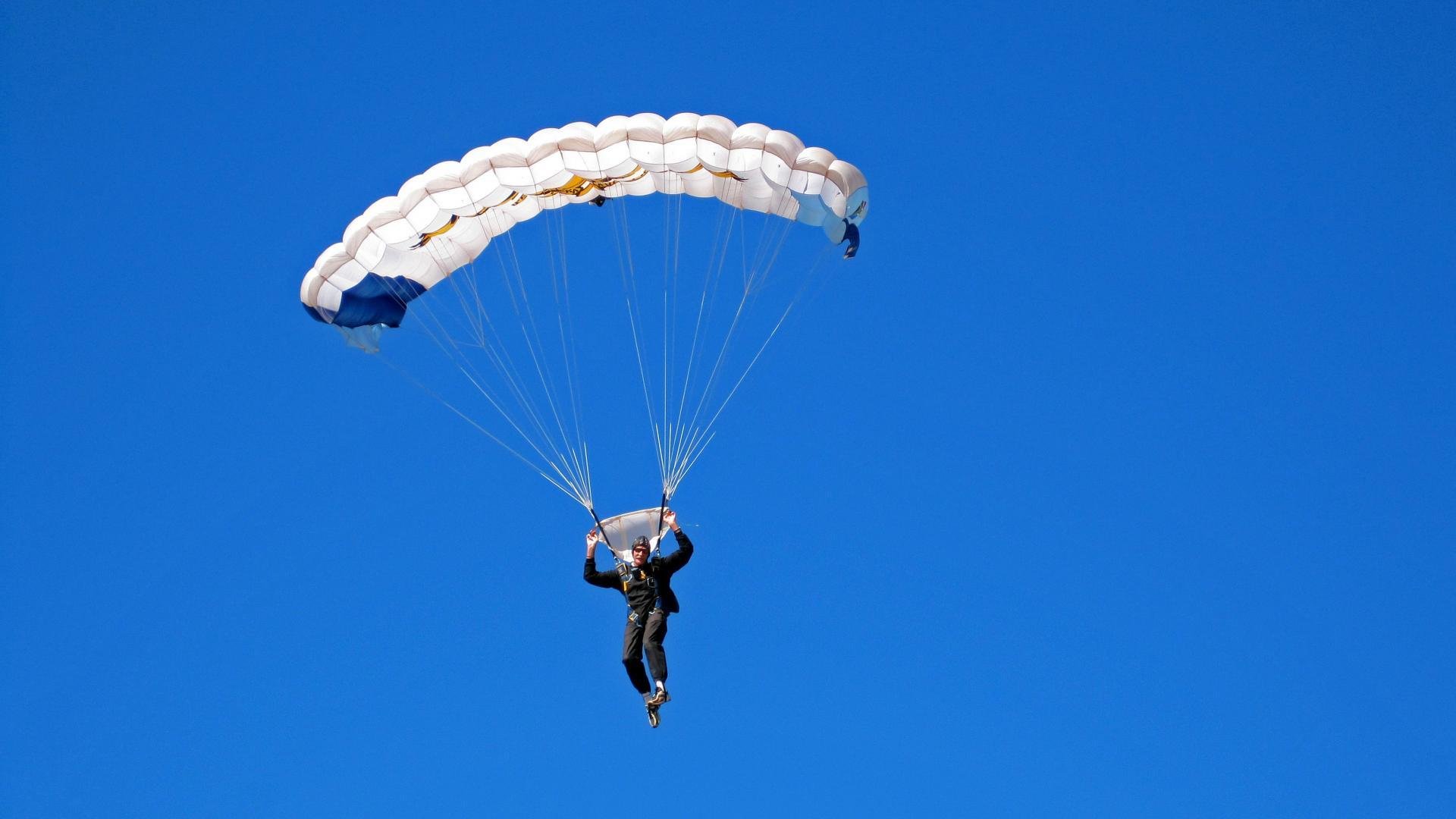 体育新闻中心构建体育赛事全流程内容管理平台，体育赛事报道怎样写